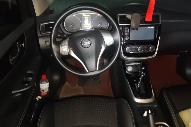 Used Nissan Tiida 2019 1.6L CVT Smart Drive Version China VI Standard Steering Wheel