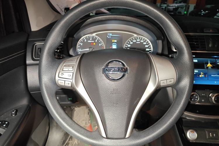 Used Nissan Tiida 2019 1.6L CVT Smart Drive Version China VI Standard Steering Wheel