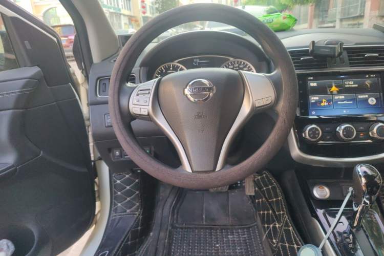 Used Nissan Tiida 2019 1.6L CVT Smart Drive Version China VI Standard Steering Wheel