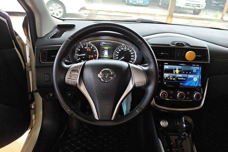 Used Nissan Tiida 2019 1.6L CVT Smart Drive Version China VI Standard Steering Wheel