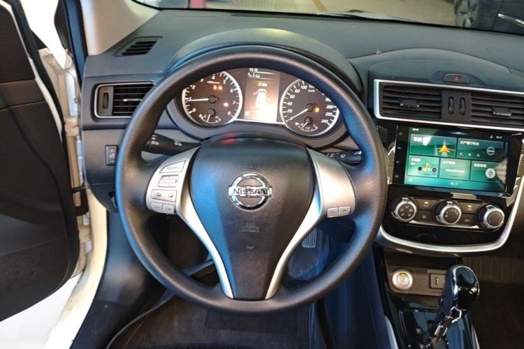 Used Nissan Tiida 2019 1.6L CVT Smart Drive Version China VI Standard Steering Wheel
