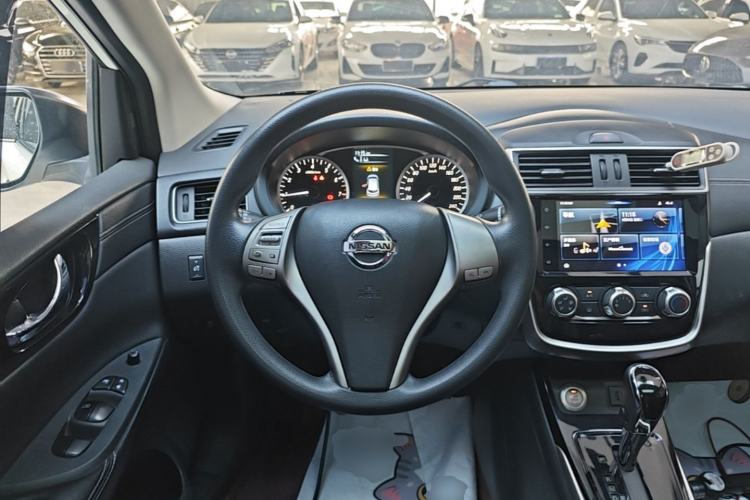 Used Nissan Tiida 2019 1.6L CVT Smart Drive Version China VI Standard Steering Wheel
