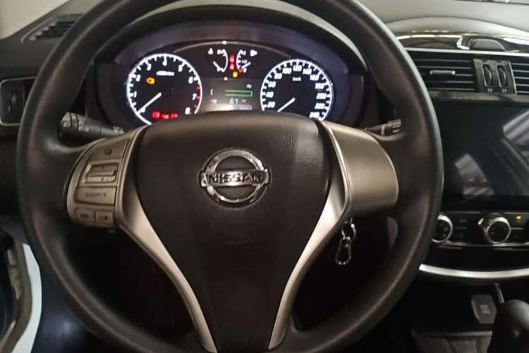 Used Nissan Tiida 2019 1.6L CVT Cool Edition China VI Standard Steering Wheel