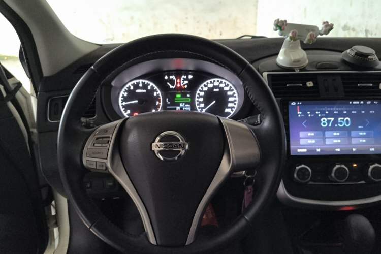 Used Nissan Tiida 2019 1.6L CVT Cool Edition China VI Standard Steering Wheel