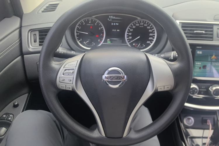 Used Nissan Tiida 2019 1.6L CVT Smart Drive Version China VI Standard Steering Wheel