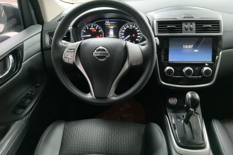 Used Nissan Tiida 2019 1.6L CVT Smart Drive Version China VI Standard Steering Wheel