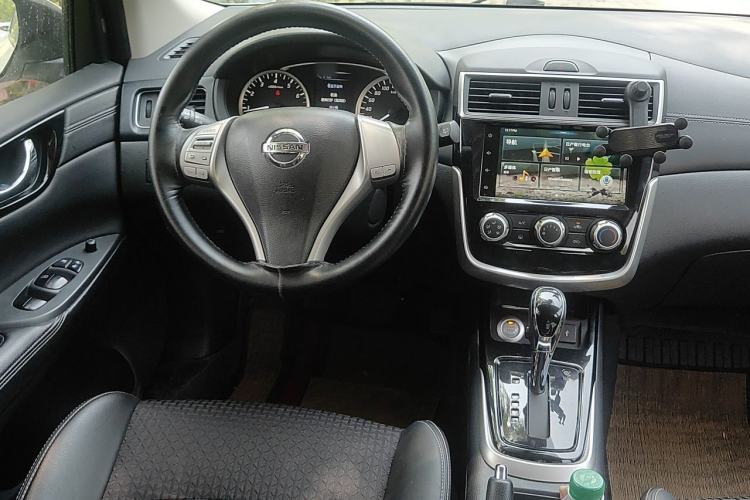 Used Nissan Tiida 2019 1.6L CVT Smart Drive Version China VI Standard Steering Wheel