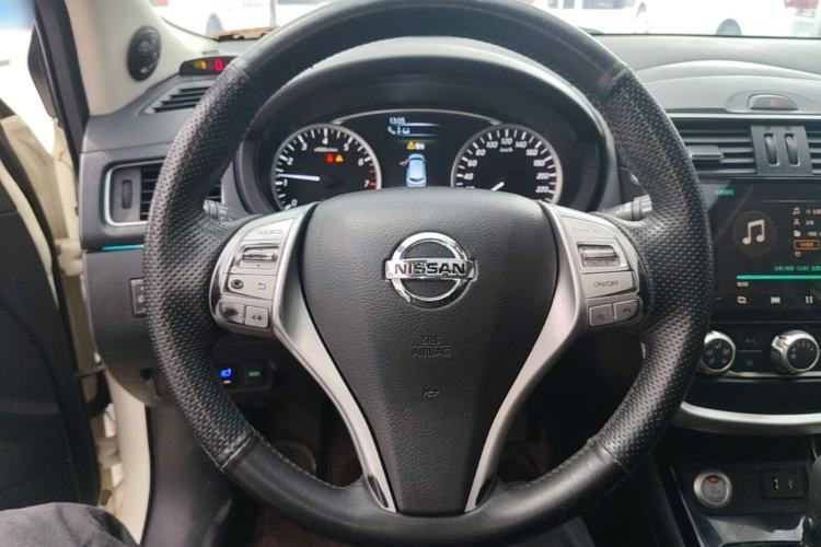 Used Nissan Tiida 2019 1.6L CVT Smart Drive Version China V Standard Steering Wheel