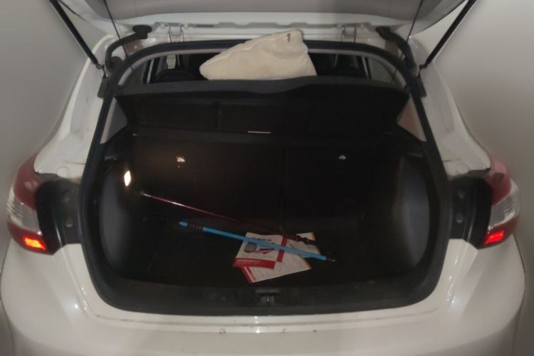 Used Nissan Tiida 2019 1.6L CVT Smart Drive Version China VI Standard Trunk