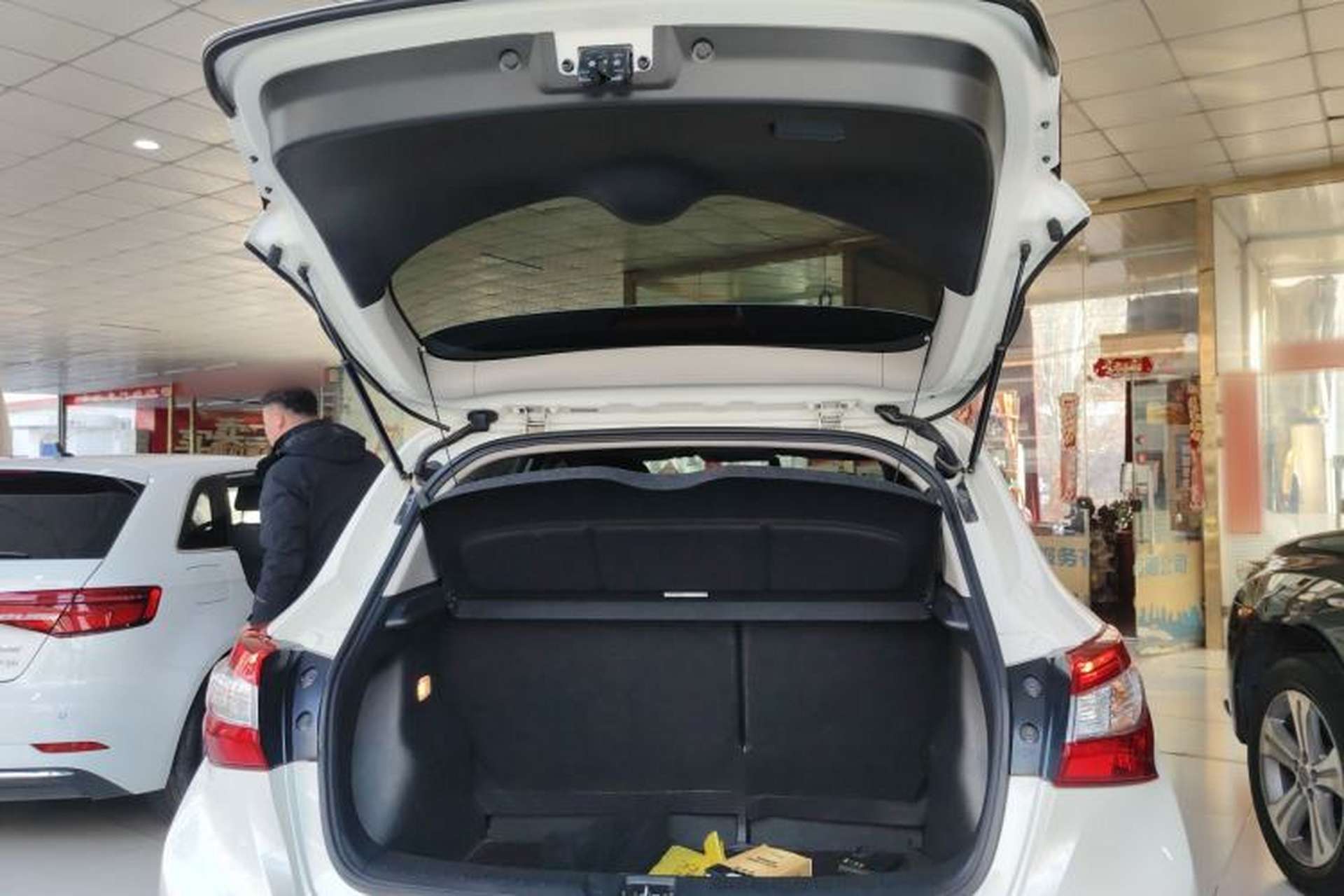 Used Nissan Tiida 2019 1.6L CVT Cool Edition China VI Standard Trunk