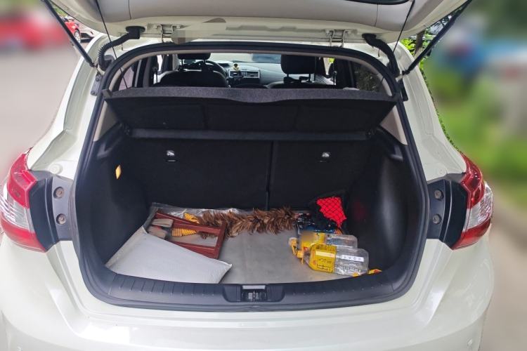 Used Nissan Tiida 2019 1.6L CVT Smart Drive Version China VI Standard Trunk