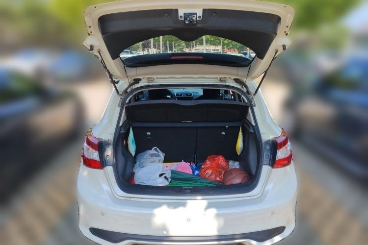 Used Nissan Tiida 2019 1.6L CVT Cool Edition China VI Standard Trunk
