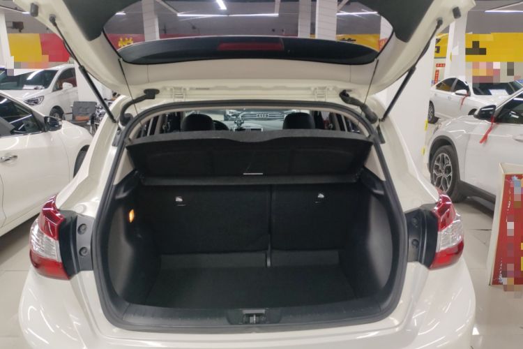 Used Nissan Tiida 2019 1.6L CVT Smart Drive Version China VI Standard Trunk