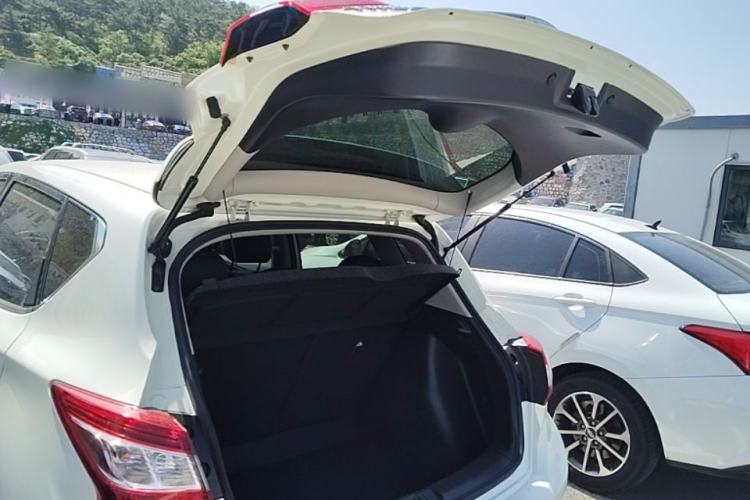 Used Nissan Tiida 2019 1.6L CVT Smart Drive Version China VI Standard Trunk
