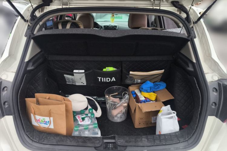 Used Nissan Tiida 2019 1.6L CVT Smart Drive Version China VI Standard Trunk
