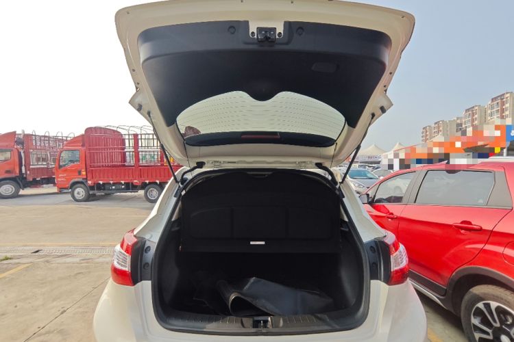 Used Nissan Tiida 2019 1.6L CVT Smart Enjoyment Version China V Standard Trunk