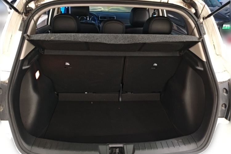 Used Nissan Tiida 2019 1.6L CVT Smart Drive Version China VI Standard Trunk