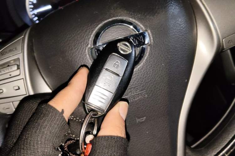 Used Nissan Tiida 2019 1.6L CVT Smart Enjoyment Version China VI Standard Vehicle Key