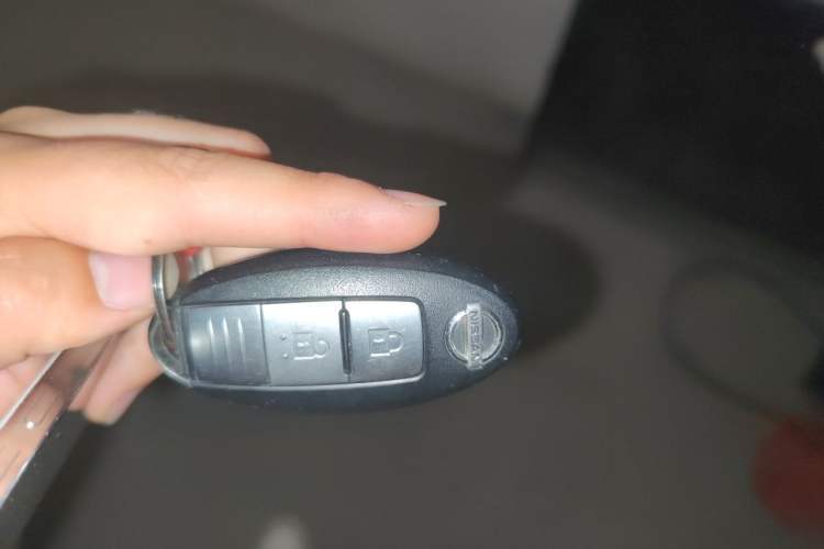 Used Nissan Tiida 2019 1.6L CVT Smart Drive Version China VI Standard Vehicle Key