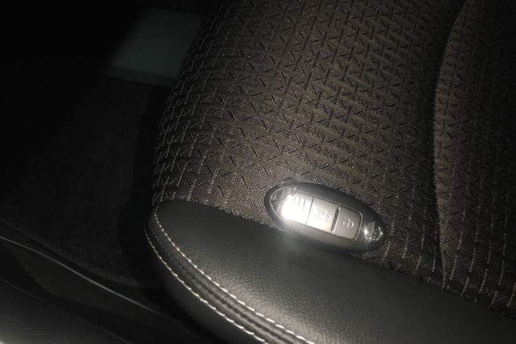 Used Nissan Tiida 2019 1.6L CVT Smart Drive Version China VI Standard Vehicle Key