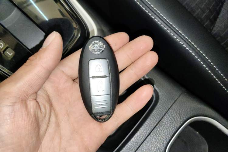 Used Nissan Tiida 2019 1.6L CVT Smart Drive Version China VI Standard Vehicle Key