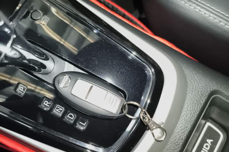 Used Nissan Tiida 2019 1.6L CVT Smart Drive Version China VI Standard Vehicle Key