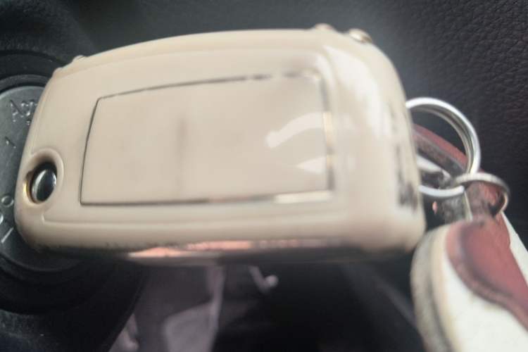 Used Nissan Tiida 2019 1.6L CVT Cool Edition China VI Standard Vehicle Key