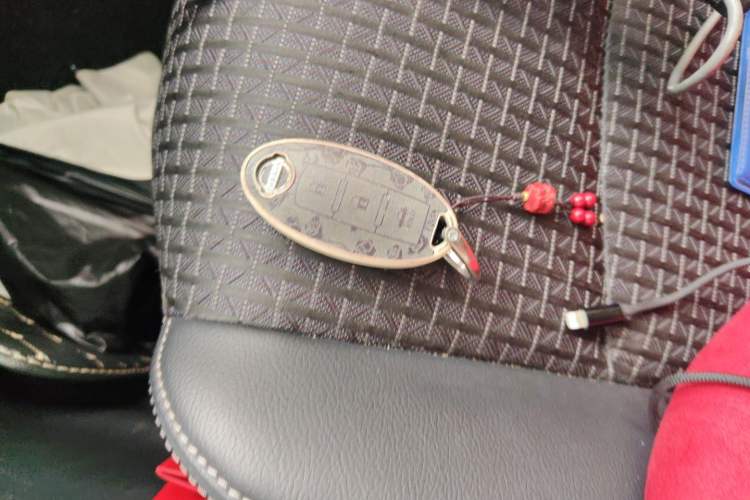Used Nissan Tiida 2019 1.6L CVT Smart Drive Version China VI Standard Vehicle Key