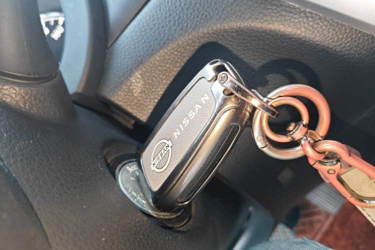 Used Nissan Tiida 2019 1.6L CVT Cool Edition China VI Standard Vehicle Key