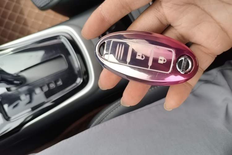 Used Nissan Tiida 2019 1.6L CVT Smart Drive Version China VI Standard Vehicle Key