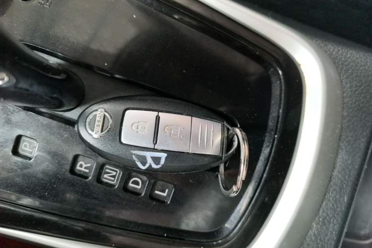 Used Nissan Tiida 2019 1.6L CVT Smart Drive Version China VI Standard Vehicle Key