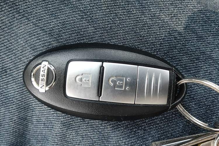 Used Nissan Tiida 2019 1.6L CVT Smart Drive Version China VI Standard Vehicle Key