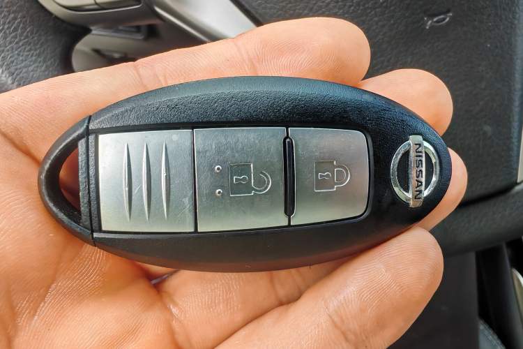 Used Nissan Tiida 2019 1.6L CVT Smart Drive Version China VI Standard Vehicle Key