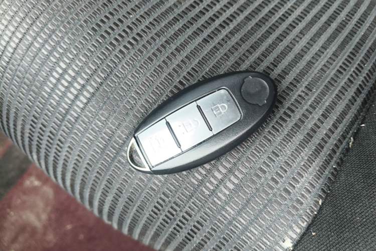 Used Nissan Tiida 2019 1.6L CVT Cool Edition China VI Standard Vehicle Key