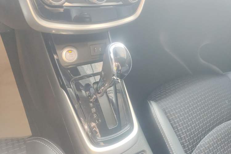 Used Nissan Tiida 2020 1.6L CVT Smart Drive Edition Gear Lever
