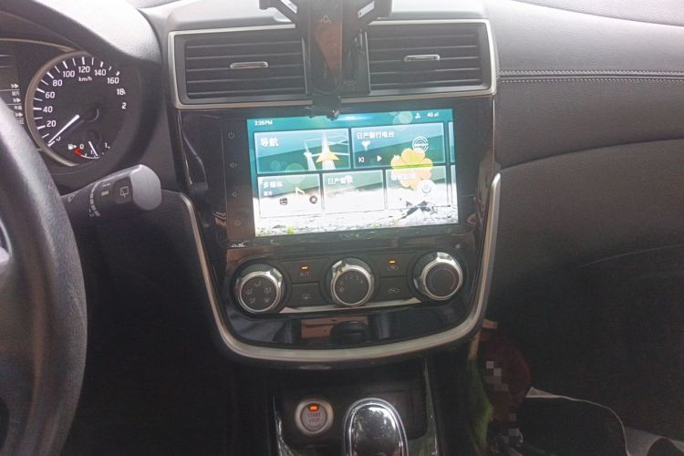 Used Nissan Tiida 2020 1.6L CVT Smart Enjoyment Edition Audio And AC Panel