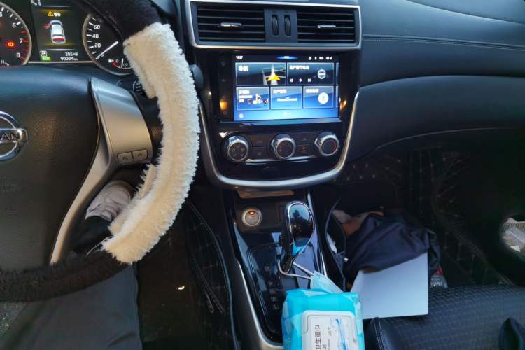 Used Nissan Tiida 2020 1.6L CVT Smart Drive Edition Audio And AC Panel