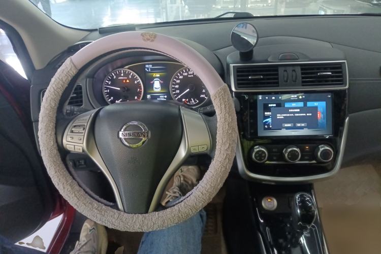 Used Nissan Tiida 2020 1.6L CVT Smart Drive Edition Center Console