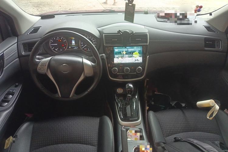 Used Nissan Tiida 2020 1.6L CVT Smart Enjoyment Edition Center Console