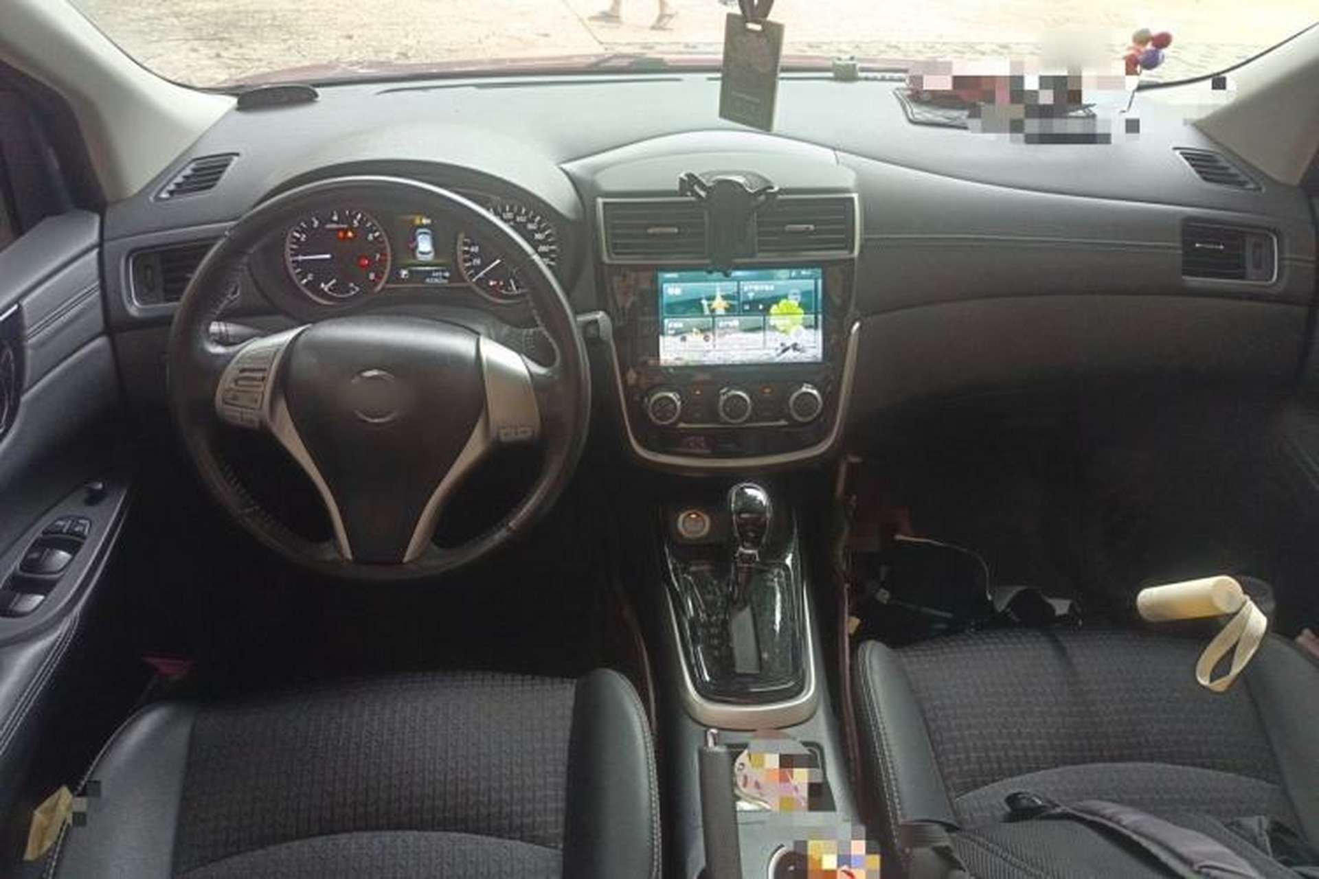 Used Nissan Tiida 2020 1.6L CVT Smart Enjoyment Edition Center Console