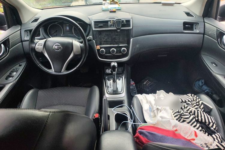 Used Nissan Tiida 2020 1.6L CVT Smart Drive Edition Center Console