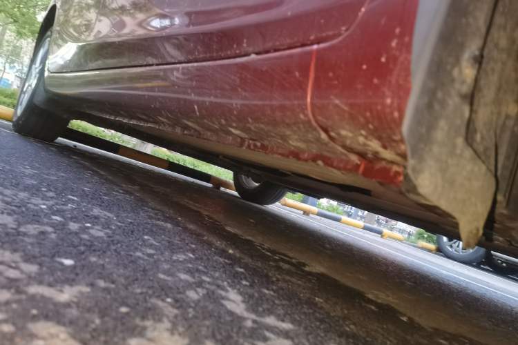 Used Nissan Tiida 2020 1.6L CVT Cool Edition Chassis Front Right