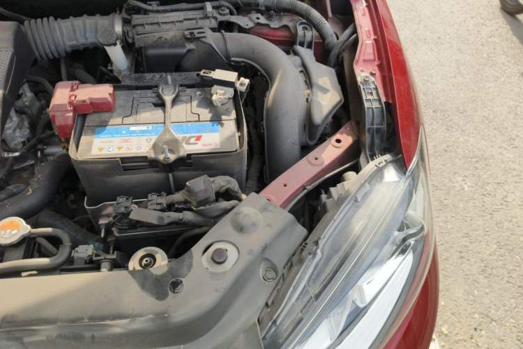 Used Nissan Tiida 2020 1.6L CVT Cool Edition Engine Bay Left