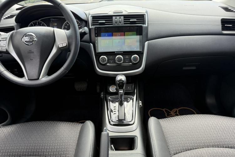 Used Nissan Tiida 2020 1.6L CVT Smart Drive Edition Gear Lever