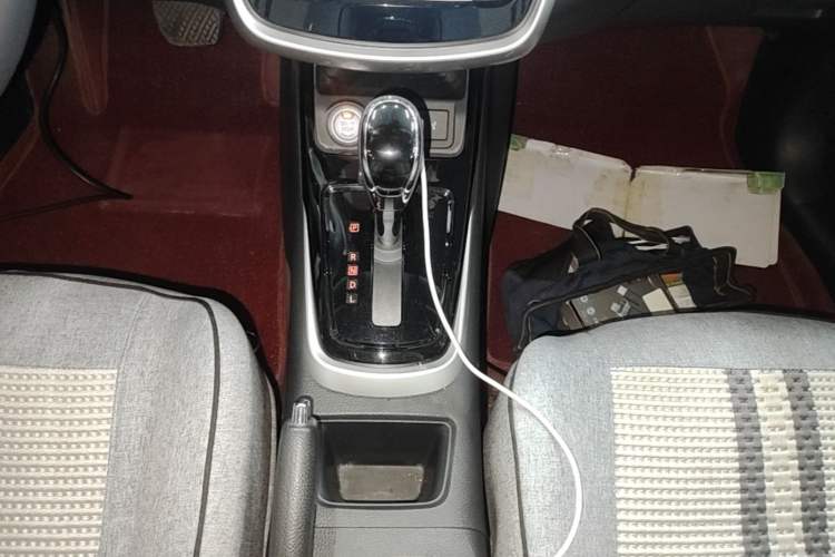 Used Nissan Tiida 2020 1.6L CVT Smart Drive Edition Gear Lever