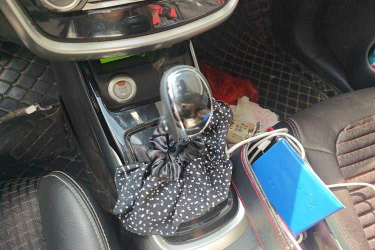 Used Nissan Tiida 2020 1.6L CVT Smart Drive Edition Gear Lever