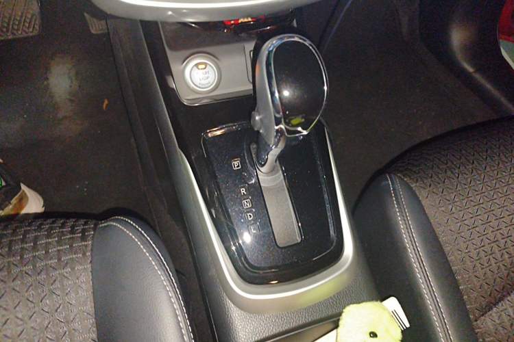 Used Nissan Tiida 2020 1.6L CVT Smart Drive Edition Gear Lever