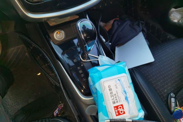 Used Nissan Tiida 2020 1.6L CVT Smart Drive Edition Gear Lever