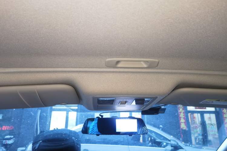 Used Nissan Tiida 2020 1.6L CVT Cool Edition Headliner