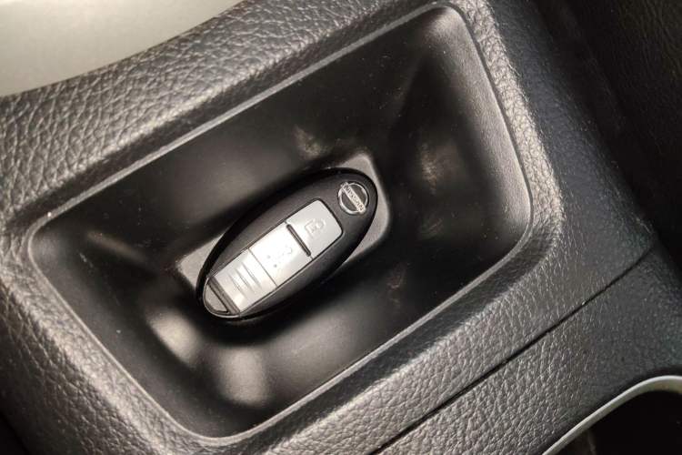 Used Nissan Tiida 2020 1.6L CVT Smart Drive Edition Interior 1